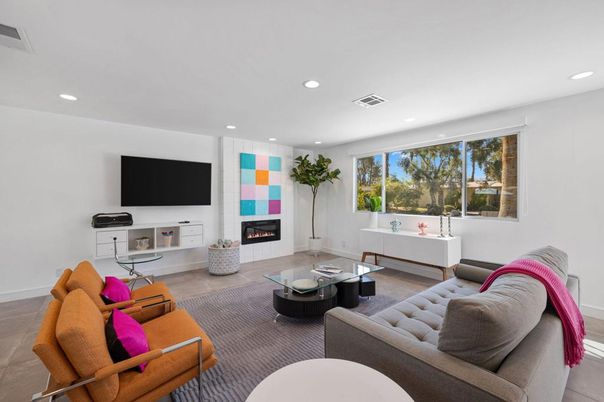 Fireplace, Interior, Living room, Recessed Lighting