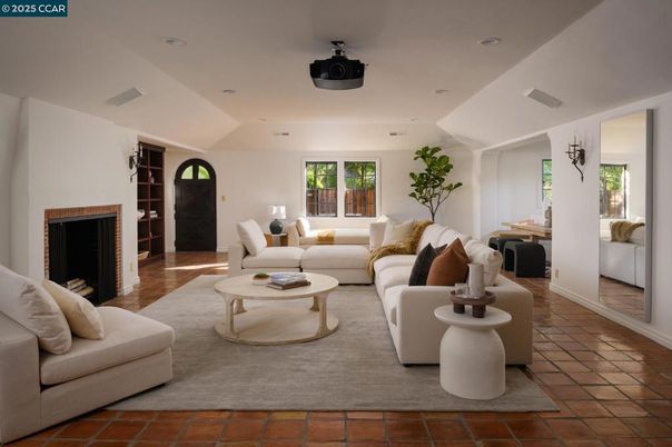 Fireplace, Interior, Living room, Recessed Lighting