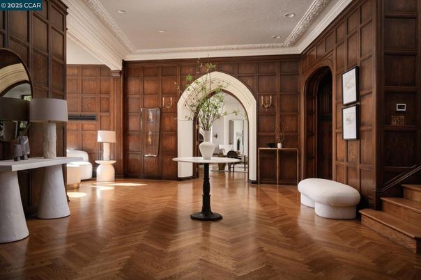 Interior, Recessed Lighting, Wood Texture Flooring, Wooden Walls