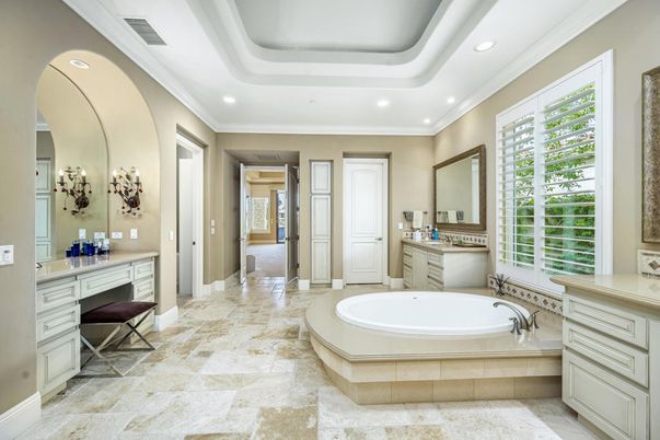Bathroom, Interior, Recessed Lighting
