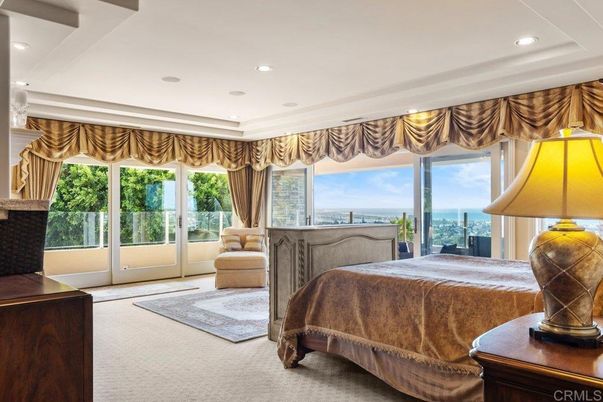 Bedroom, Interior, Recessed Lighting, Water