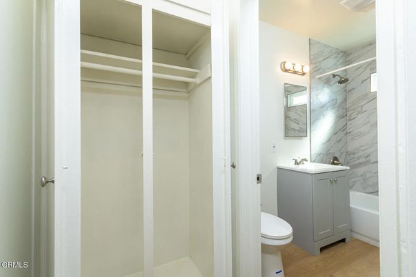 Bathroom, Interior, Marble Walls, Walk-in Closets, Wood Texture Flooring