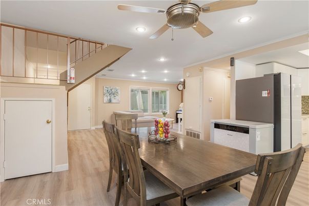 Dining room, Interior, Kitchen, Recessed Lighting, Wood Texture Flooring
