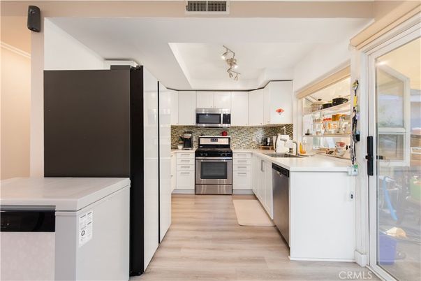 Interior, Kitchen, Stainless Steel Appliances, Wood Texture Flooring