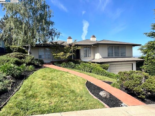 Attached, Backyard, Exterior, Facade, Mediterranean