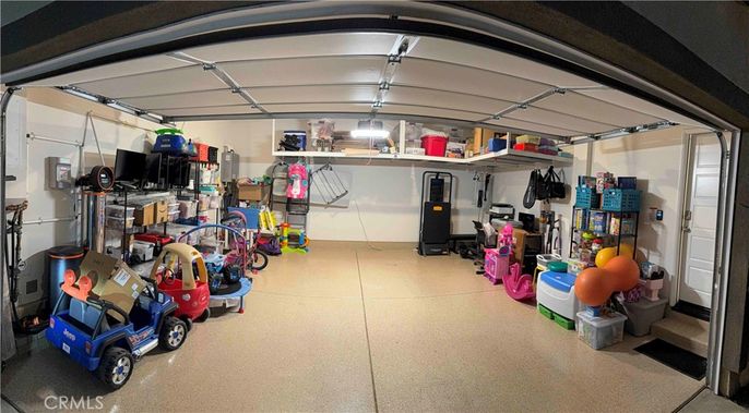Garage, Interior