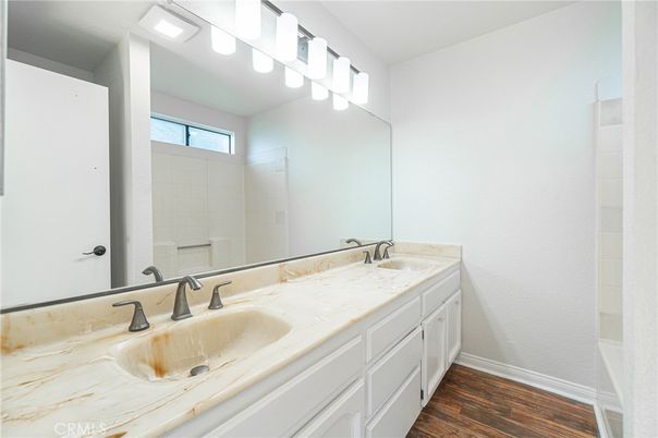 Bathroom, Dual Sink Vanities, Interior, Wood Texture Flooring