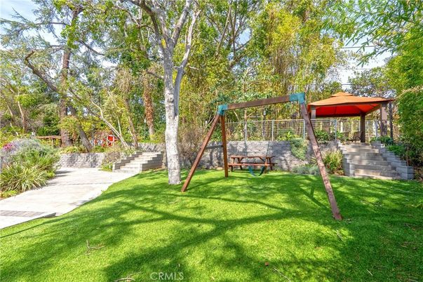 Backyard, Exterior, Playground