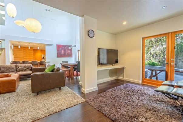 Dining room, Interior, Living room, Pendant Lights, Recessed Lighting, Wood Texture Flooring