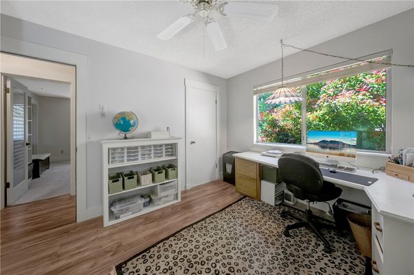 Home Office, Interior, Pendant Lights, Wood Texture Flooring