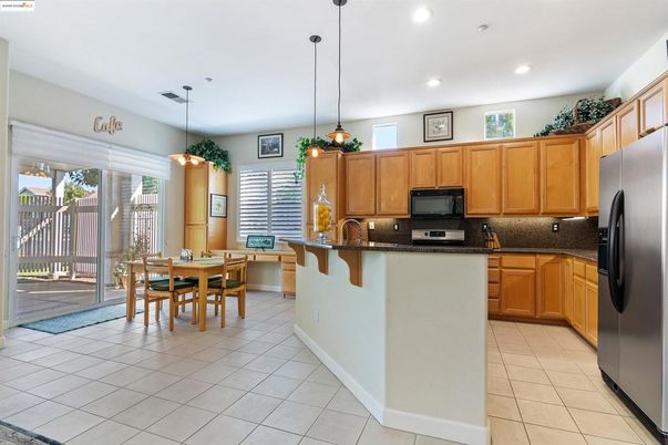 Dining room, Interior, Kitchen, Pendant Lights, Recessed Lighting