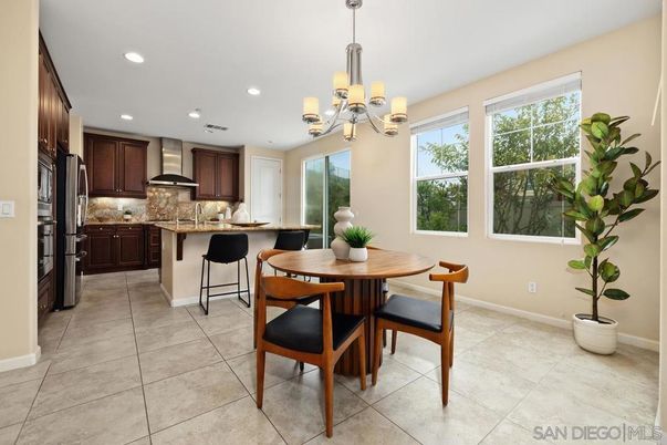 Chandelier, Dining room, Interior, Kitchen, Recessed Lighting