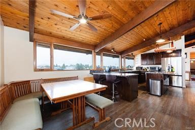 Dining room, Interior, Kitchen, Pendant Lights, Stainless Steel Appliances, Wooden Beams, Wooden Ceilings, Wood Texture Flooring