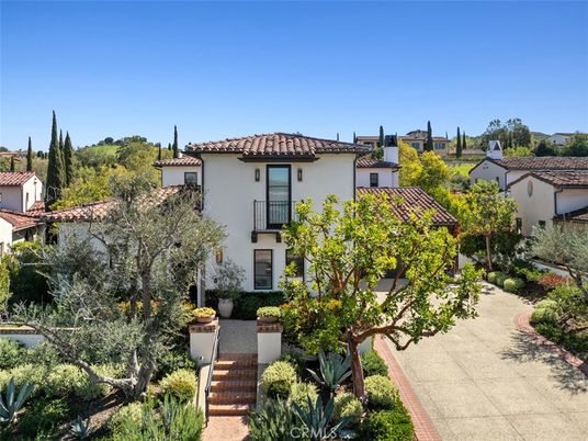 Exterior, Facade, Spanish Mediterranean