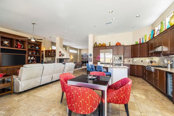 Dining room, Interior, Kitchen, Living room, Pendant Lights, Recessed Lighting, Stainless Steel Appliances