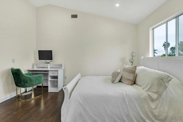 Bedroom, Home Office, Interior, Recessed Lighting, Wood Texture Flooring