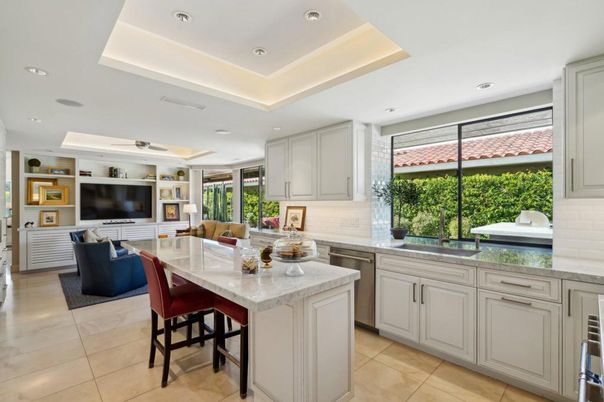 Interior, Kitchen, Living room, Recessed Lighting, Stainless Steel Appliances