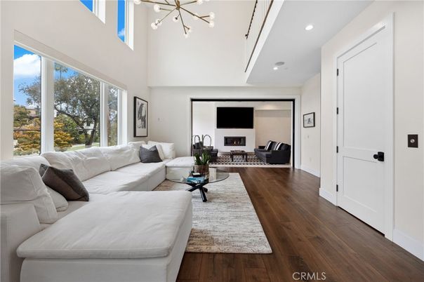 Fireplace, Interior, Living room, Pendant Lights, Recessed Lighting, Wood Texture Flooring