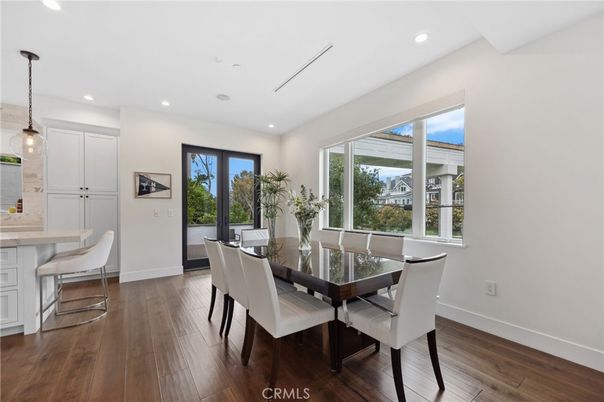 Dining room, Interior, Pendant Lights, Recessed Lighting, Wood Texture Flooring