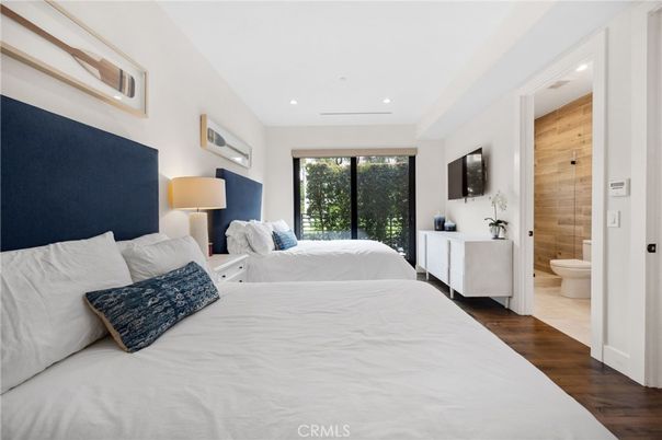 Bathroom, Bedroom, Interior, Recessed Lighting, Wood Texture Flooring