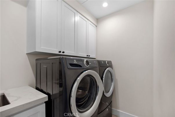 Interior, Recessed Lighting, Washer
