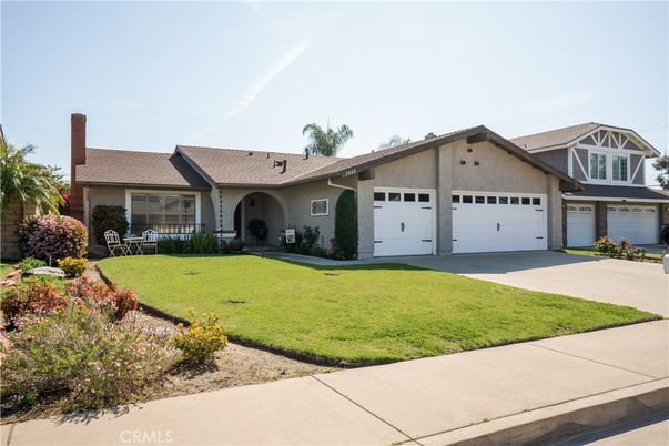 Attached, Backyard, Exterior, Facade, Ranch