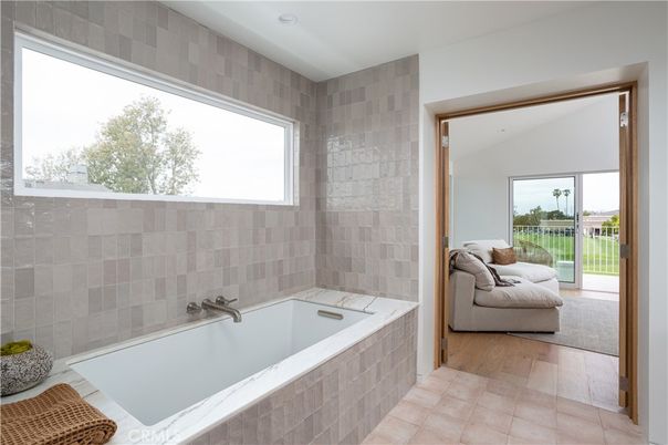 Bathroom, Interior, Recessed Lighting, Wood Texture Flooring