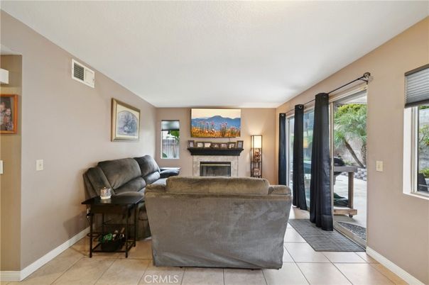Fireplace, Interior, Living room