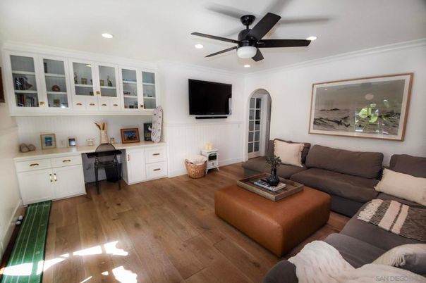 Home Office, Interior, Living room, Recessed Lighting, Wood Texture Flooring