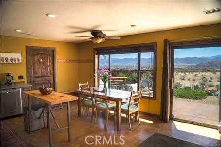 Dining room, Interior, Recessed Lighting