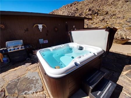 Exterior, Hot Tub