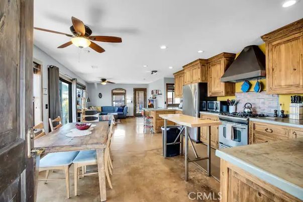 Dining room, Interior, Kitchen, Living room, Recessed Lighting, Stainless Steel Appliances