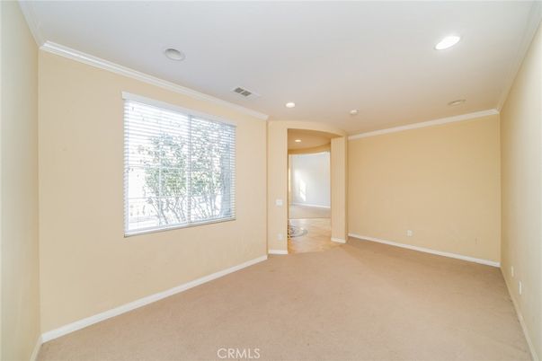 Empty room, Interior, Recessed Lighting