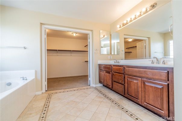 Bathroom, Dual Sink Vanities, Interior, Walk-in Closets