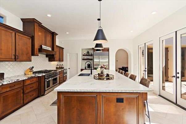 Interior, Kitchen, Pendant Lights, Recessed Lighting, Stainless Steel Appliances