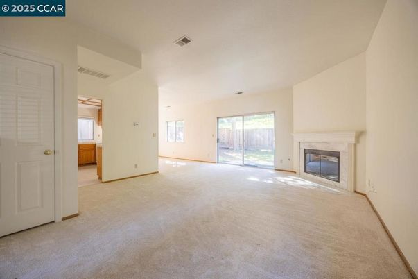 Empty room, Fireplace, Interior