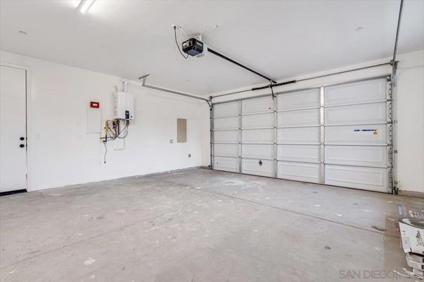 Garage, Interior