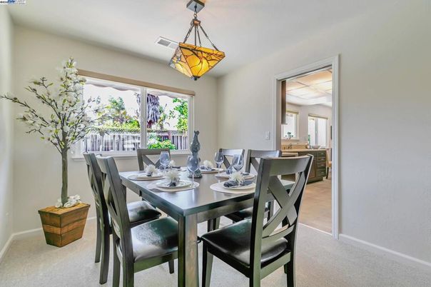 Dining room, Interior, Pendant Lights