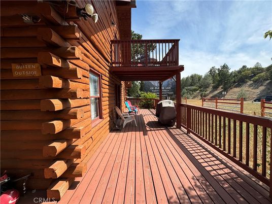 Exterior, Wood Texture Flooring
