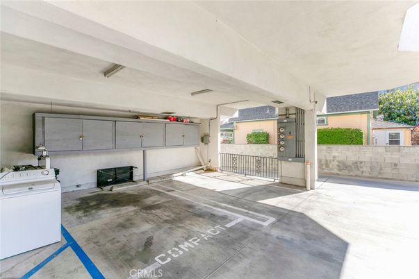 Exterior, Washer