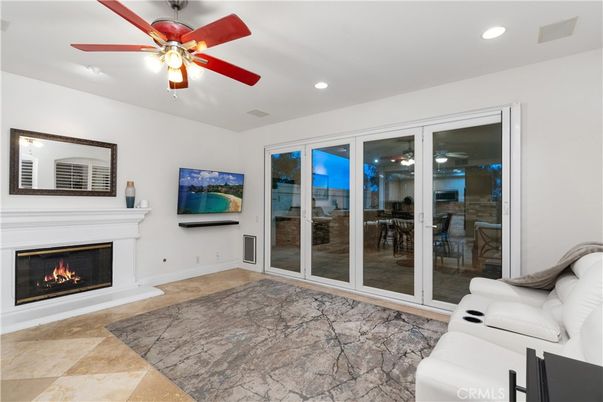 Fireplace, Interior, Recessed Lighting