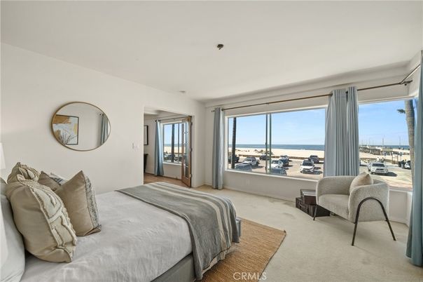 Bedroom, Interior, Water