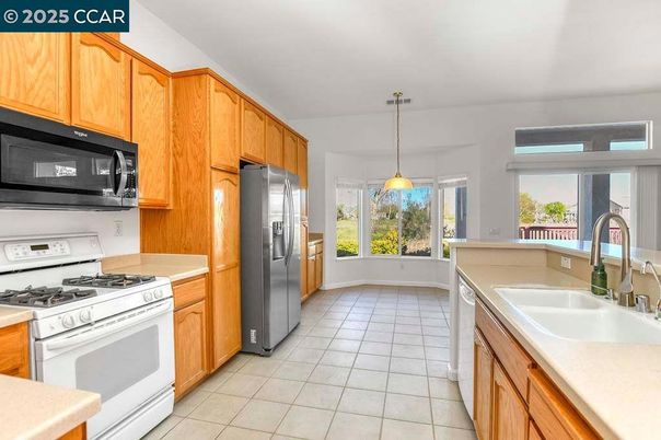 Interior, Kitchen, Pendant Lights, Washer