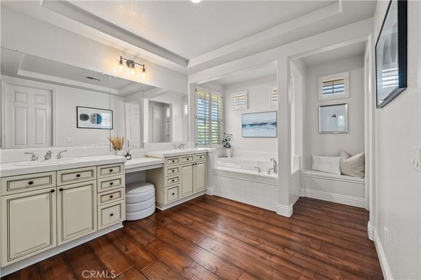 Bathroom, Dual Sink Vanities, Interior, Wood Texture Flooring