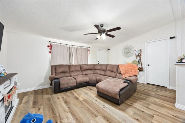 DE Listing image placeholder