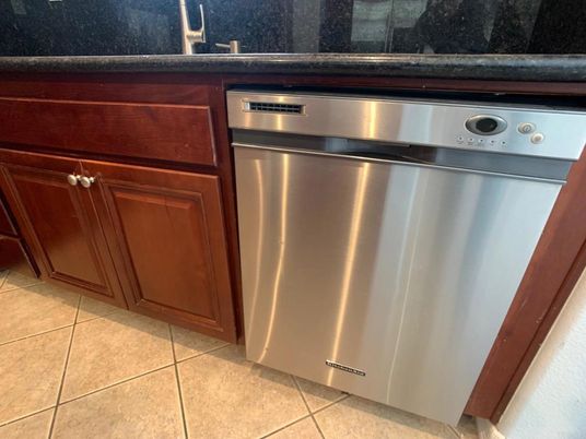 Interior, Stainless Steel Appliances
