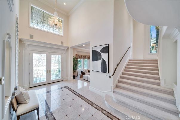 Chandelier, Interior, Recessed Lighting
