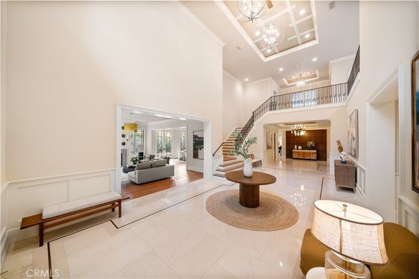 Chandelier, Interior, Living room, Recessed Lighting