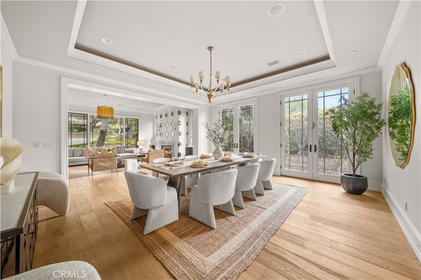 Dining room, Interior, Living room, Pendant Lights, Recessed Lighting, Wood Texture Flooring