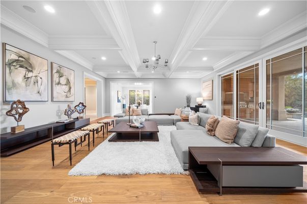 Chandelier, Interior, Living room, Recessed Lighting, Wood Texture Flooring